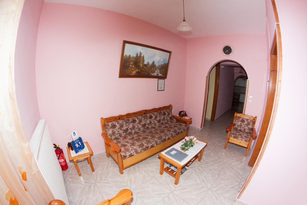 Stella Studios Lixouri Zimmer foto